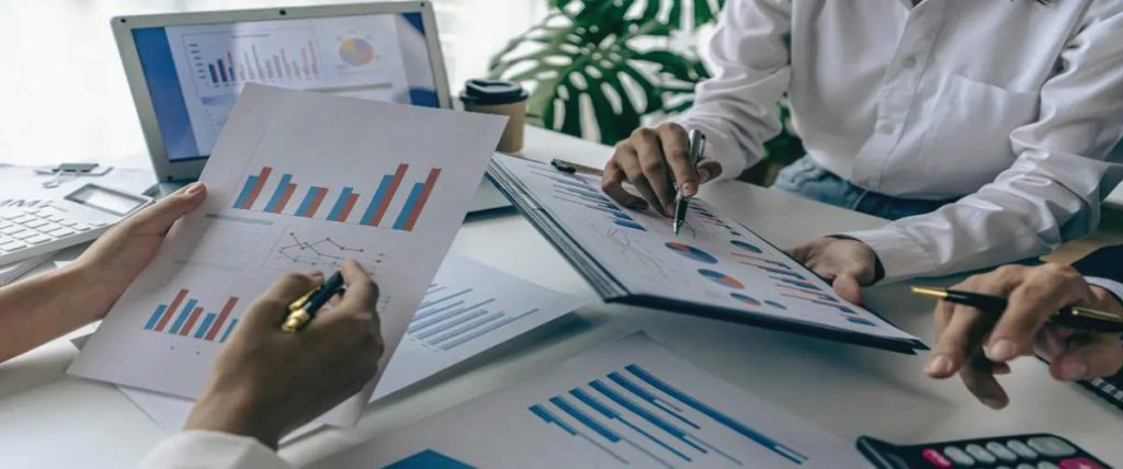 Financial-Strategy-1200px